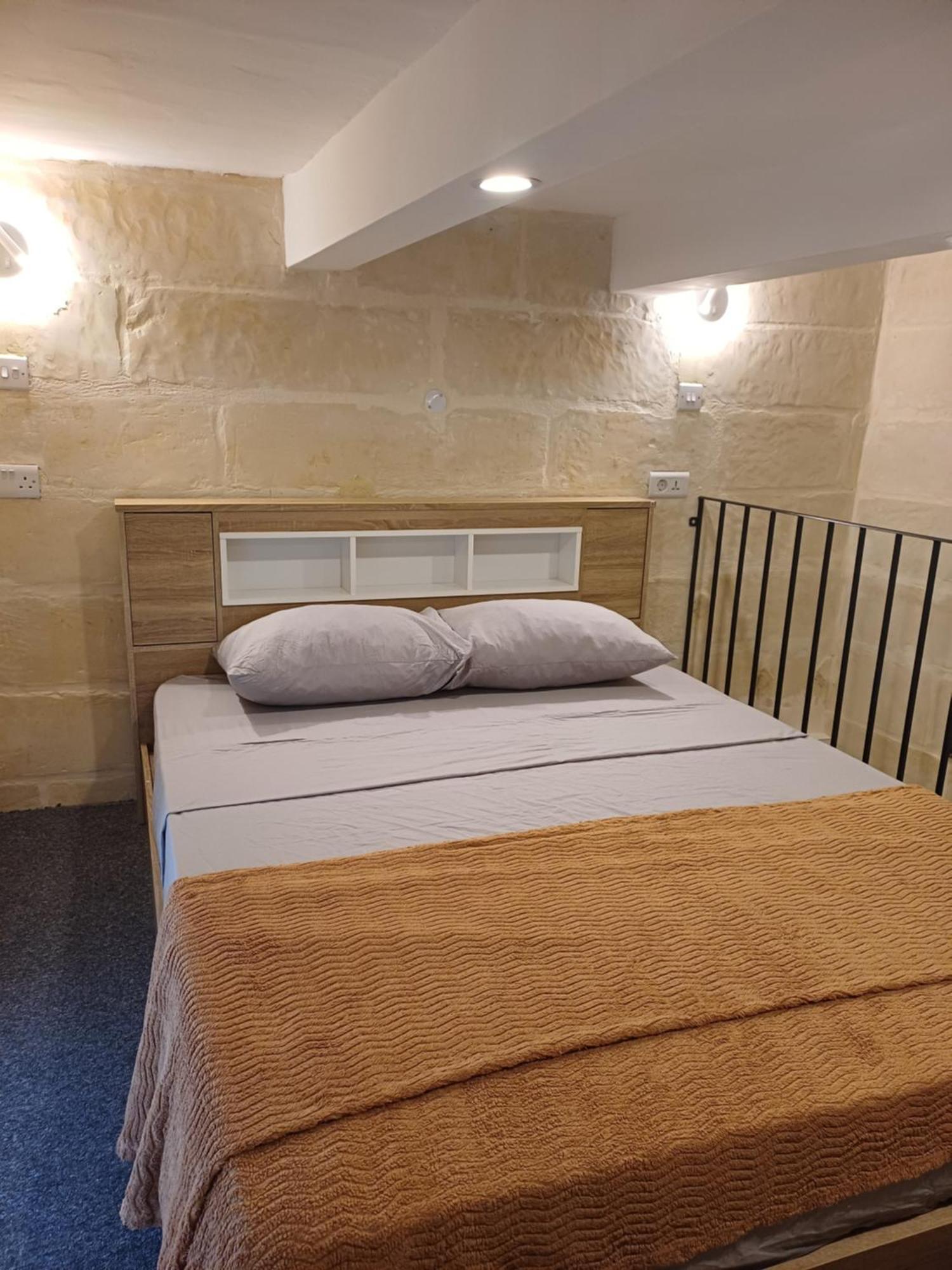 Number 12 Apartment Birgu Ruang foto